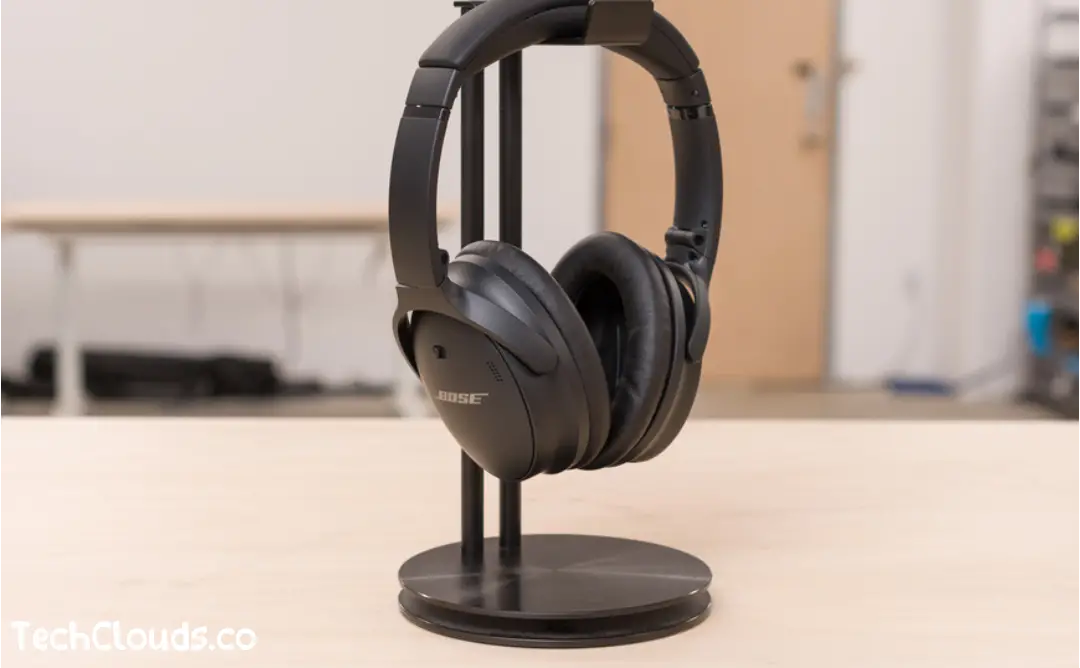 Bose QuietComfort 45 (QC45): أفضل سماعات بلوتوث من حيث السعر