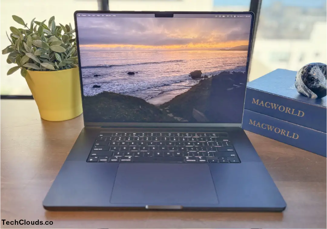 MacBook Pro (16-inch, M4 Pro): أفضل ماك بوك 2025